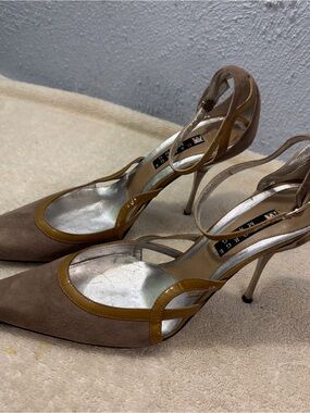 George Mang Designer Pumps Stiletto heels SZ 38.5, US 8/8.5 Suede 4” Heels